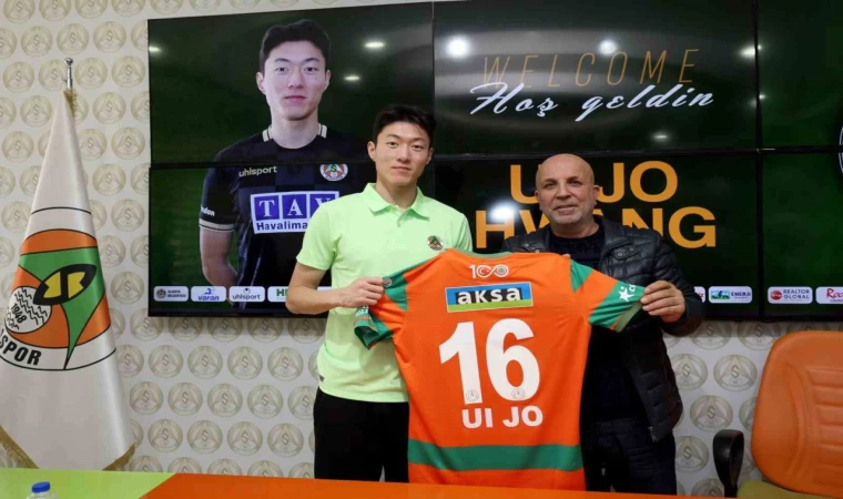 ALANYASPOR'A GÜNEY KORELİ FORVET