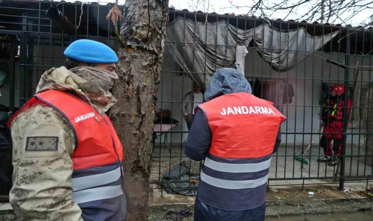 ANTALYA'DA ASKER DEVREDE