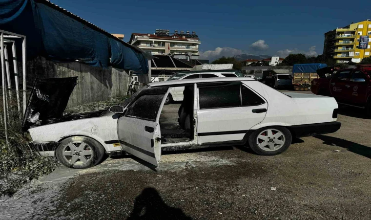 GAZİPAŞA'DA ARAÇ YANGINI