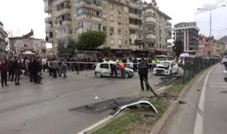 ALANYA'DA KAZA 2 ÖLÜ