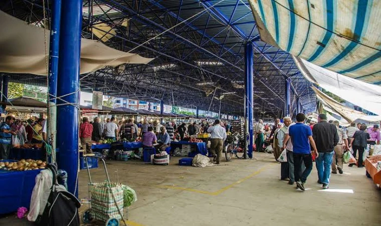 KUMLUCA'DA PAZAR ESNAFI İSYANDA