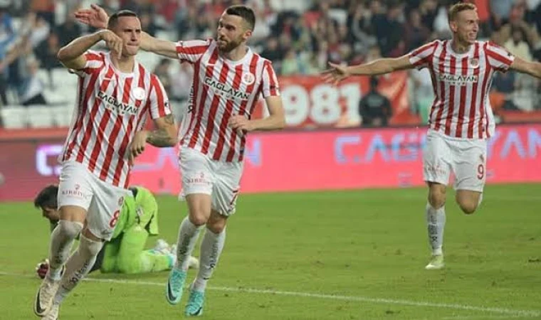 ANTALYASPOR'DAN SEVİNDİREN GALİBİYET