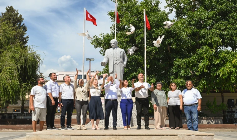 Demre'de Dünya Barış Günü Kutlaması: Güvercinler Barış İçin Uçtu