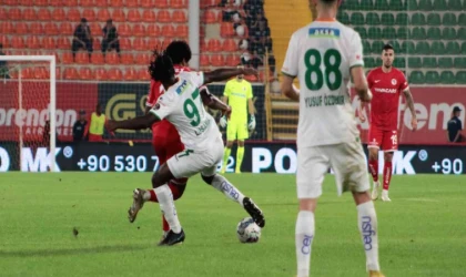 Alanyaspor: 1 Antalyaspor: 2