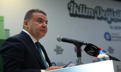 Başkan Böcek: “Hedefimiz iklim dostu Antalya”